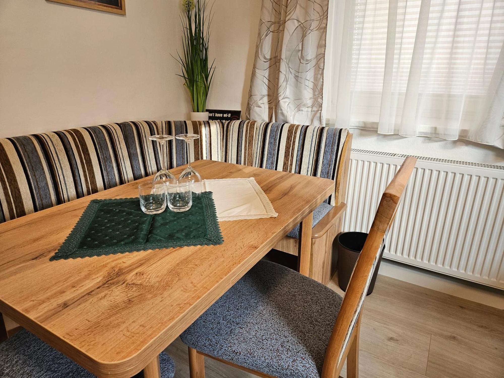 Gasthof Engelhof グムンデン 部屋 写真